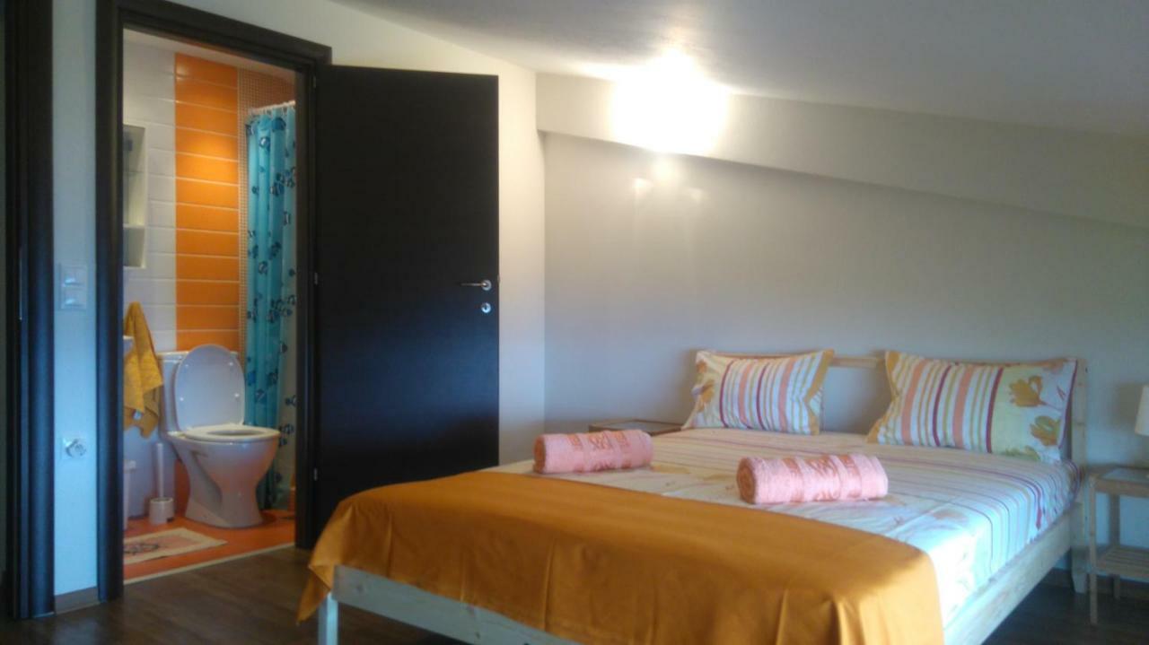 ניקיטי Maisonette Close To The Beach מראה חיצוני תמונה