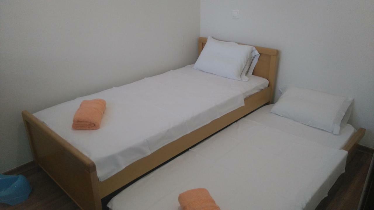 ניקיטי Maisonette Close To The Beach מראה חיצוני תמונה